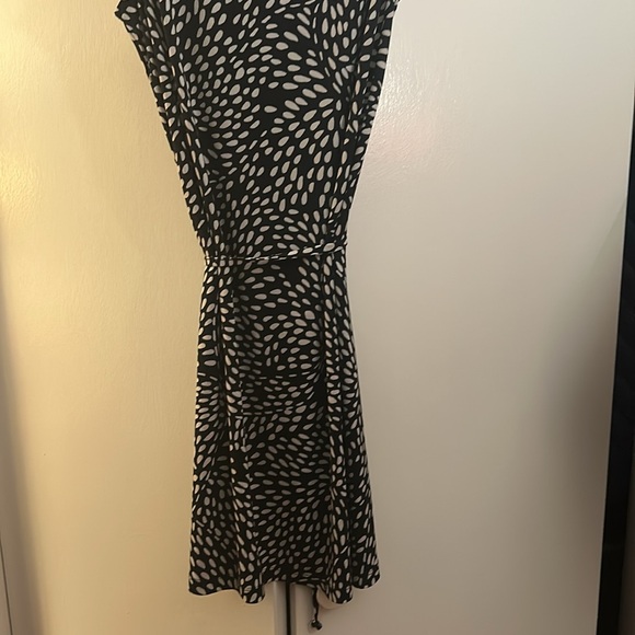 🐾 4 for $40 Loft blue and white dress - Picture 7 of 10